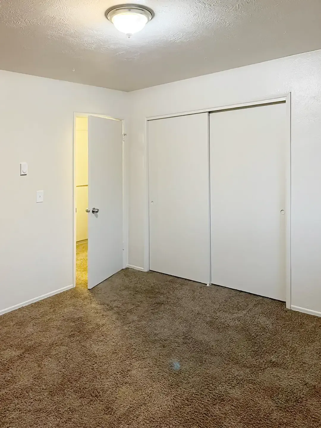 Summerwood Apartments - 4235 Fir Rest Way NE, Salem, OR 97301 - SMI Property Management