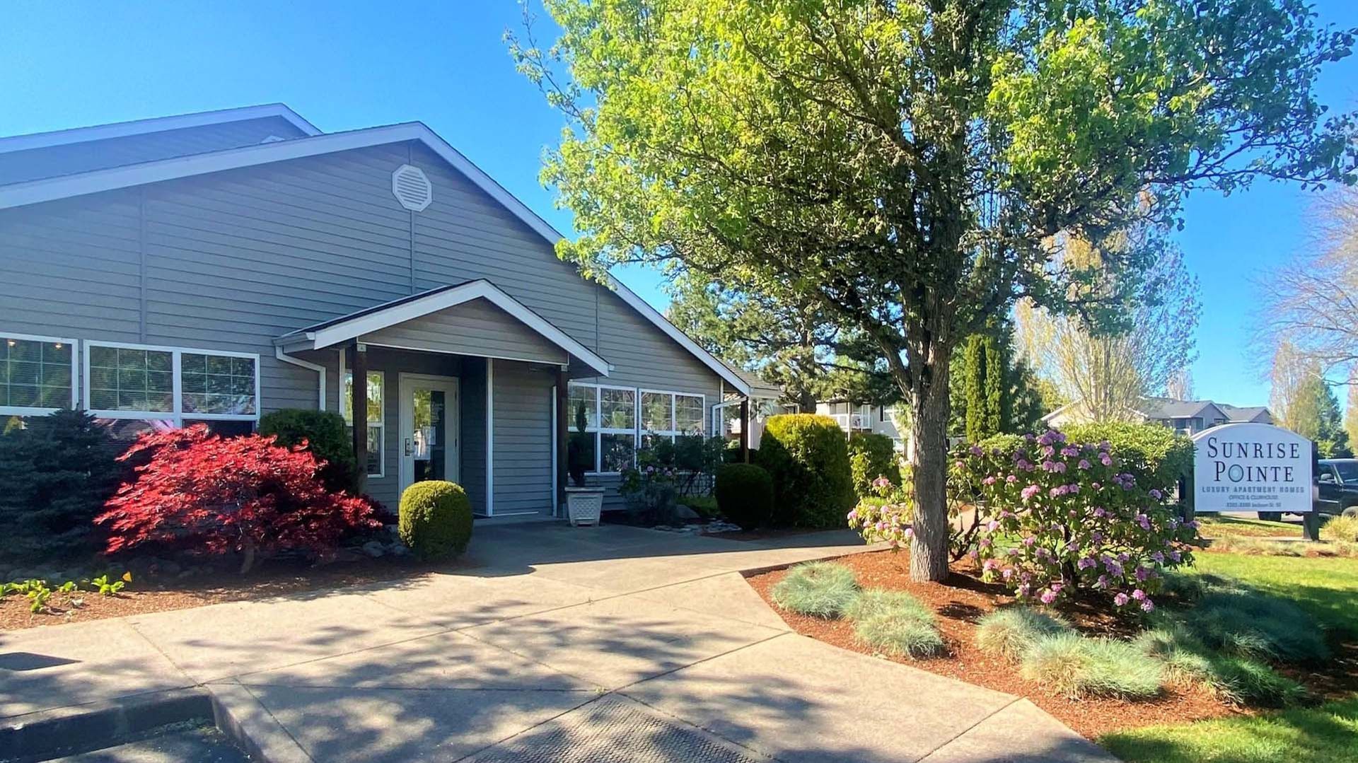 SMI Property Management - Sunrise Pointe - 3320 Jackson Street SE, Albany, OR 97322