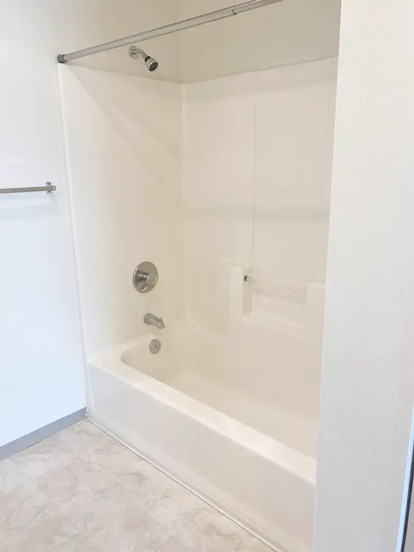 SMI Property Management - Sunrise Pointe - 3320 Jackson Street SE, Albany, OR 97322