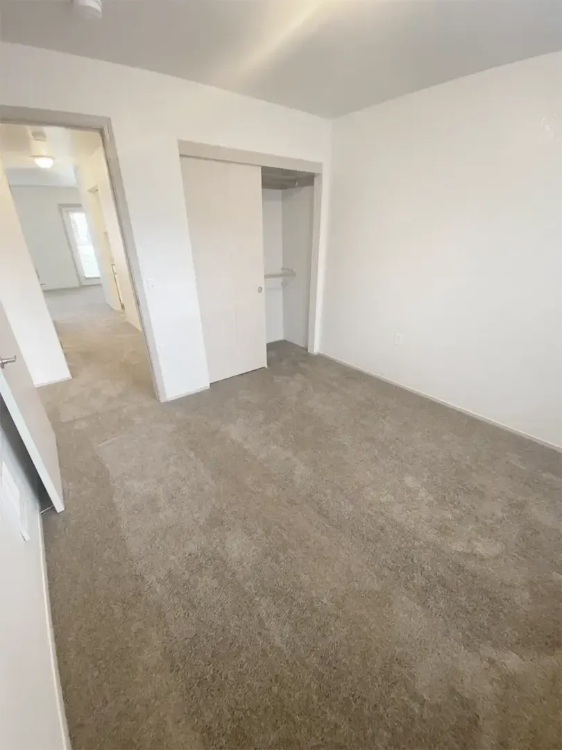 SMI Property Management - Sunrise Pointe - 3320 Jackson Street SE, Albany, OR 97322