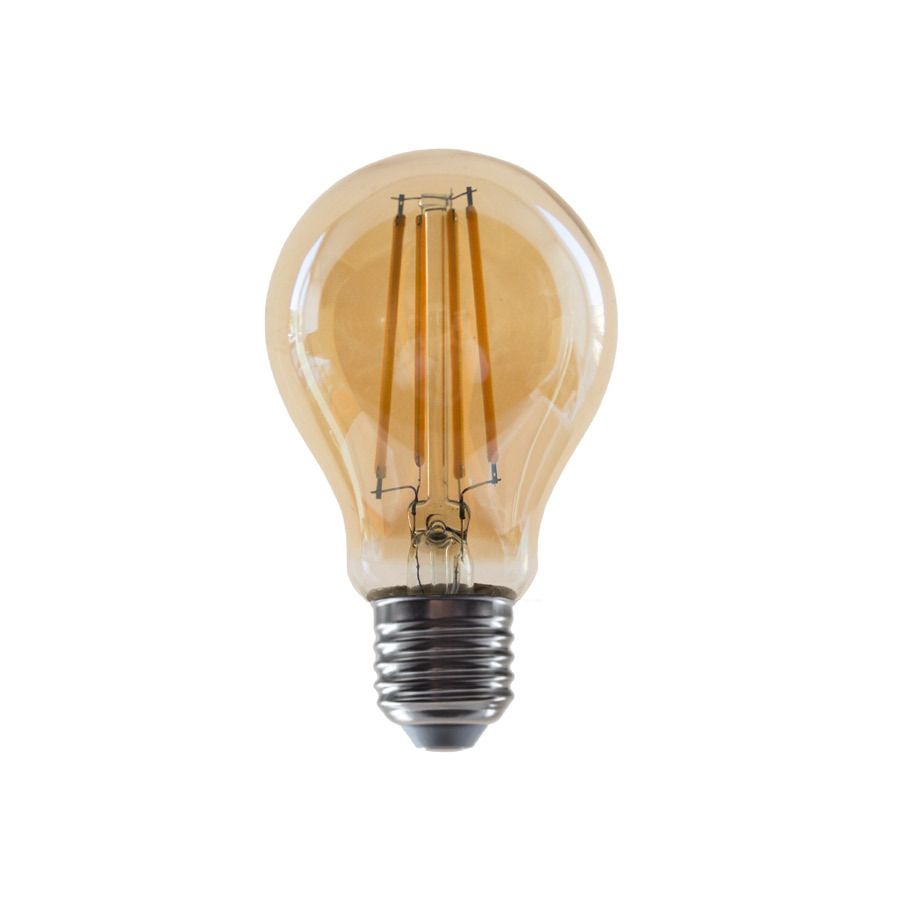 Bombilla LED de color ámbar, en forma de lágrima, con base plateada, aislada sobre fondo blanco.