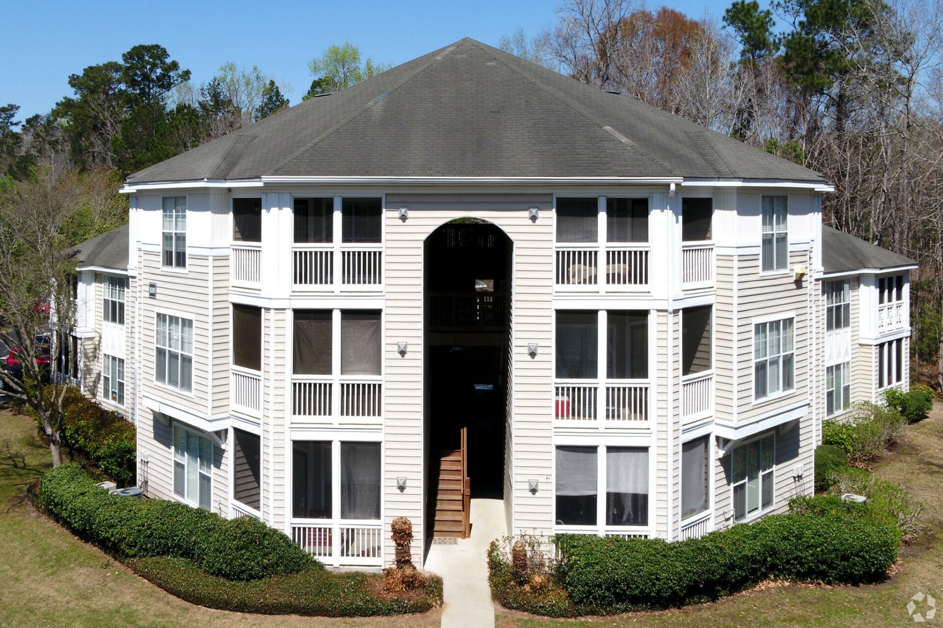 Gallery Heron Reserve Apartments in Charleston, SC