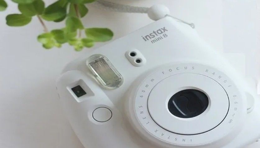 polaroid camera