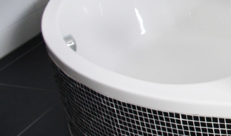 Badewannenfliesen