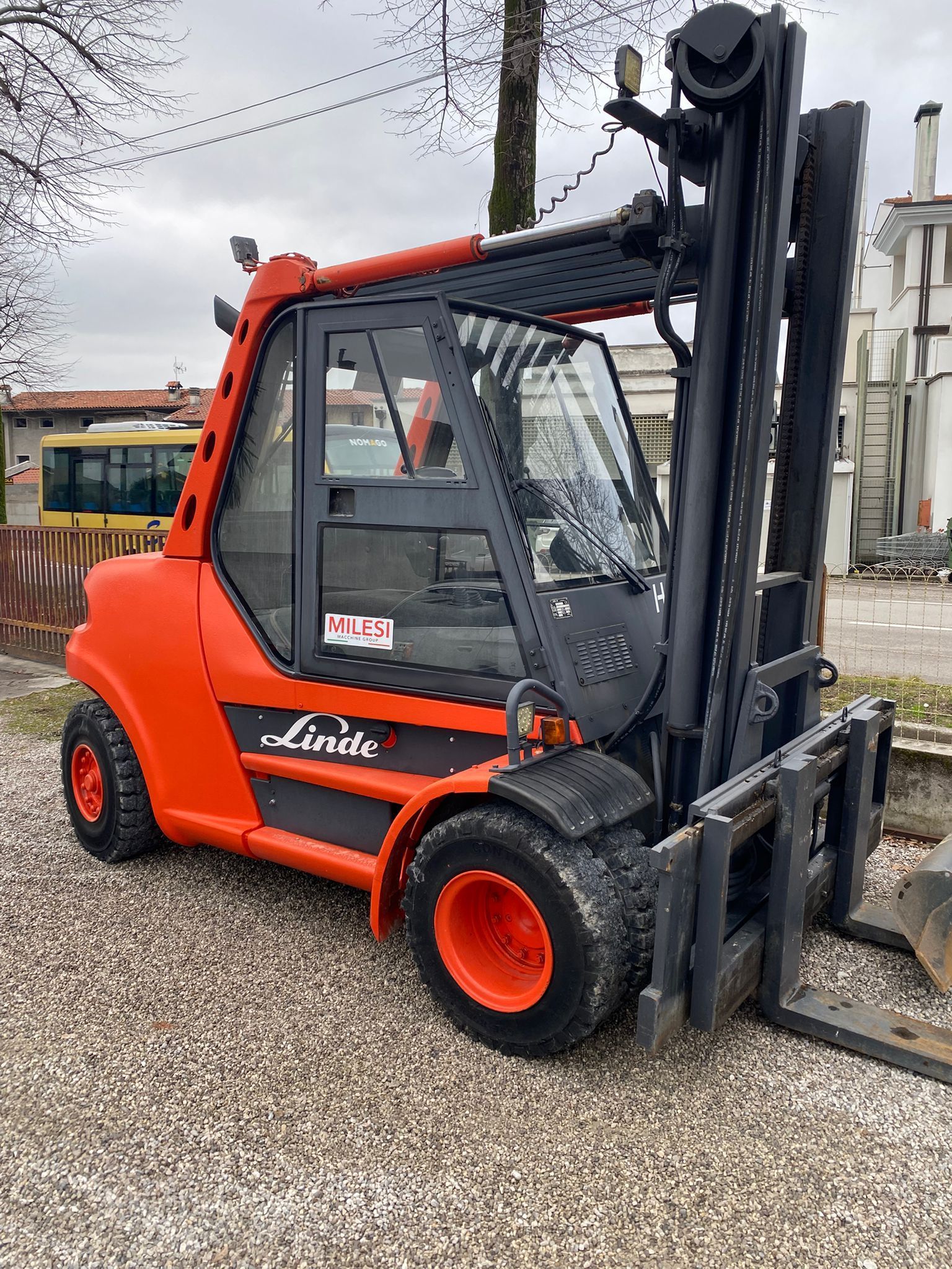 NOLEGGIO mini escavatore 