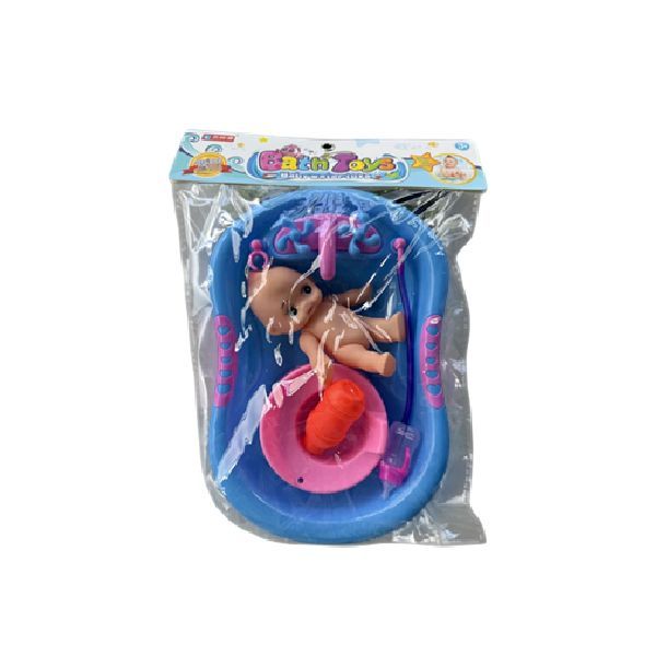 Muñeco de juguete en bañera azul con accesorios rosas, empaquetado en plástico transparente.