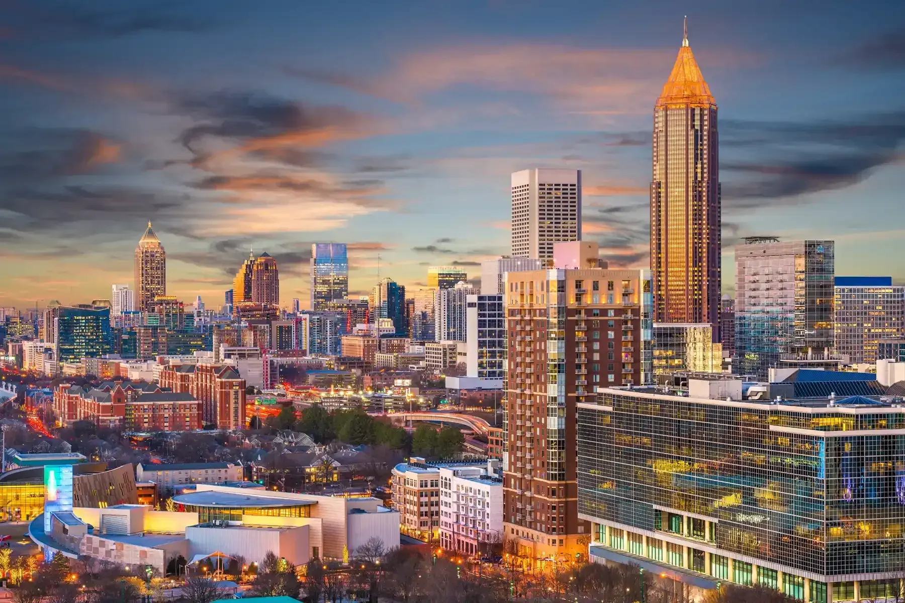 El perfil nocturno de Atlanta