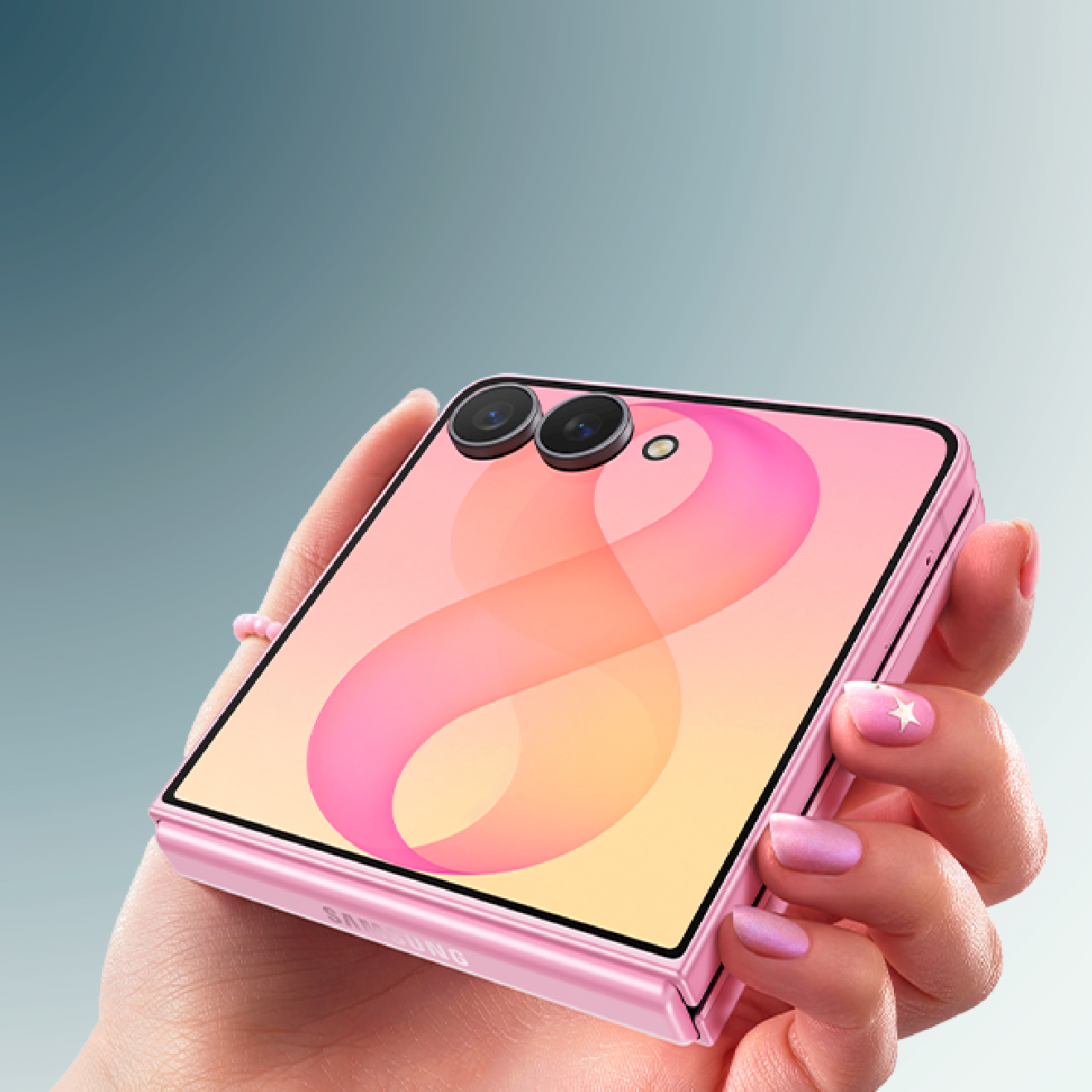 Eine Hand hält ein pinkfarbenes neues z Flip8 mit Dual-Kamera und einem Farbverlaufsbildschirm.