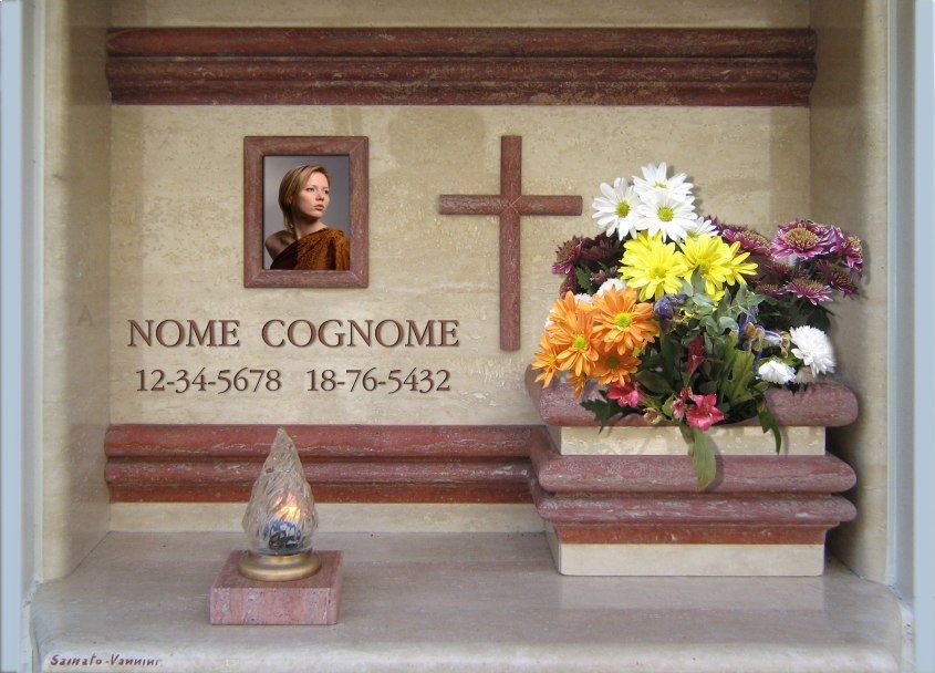 Lapide con croce e foto