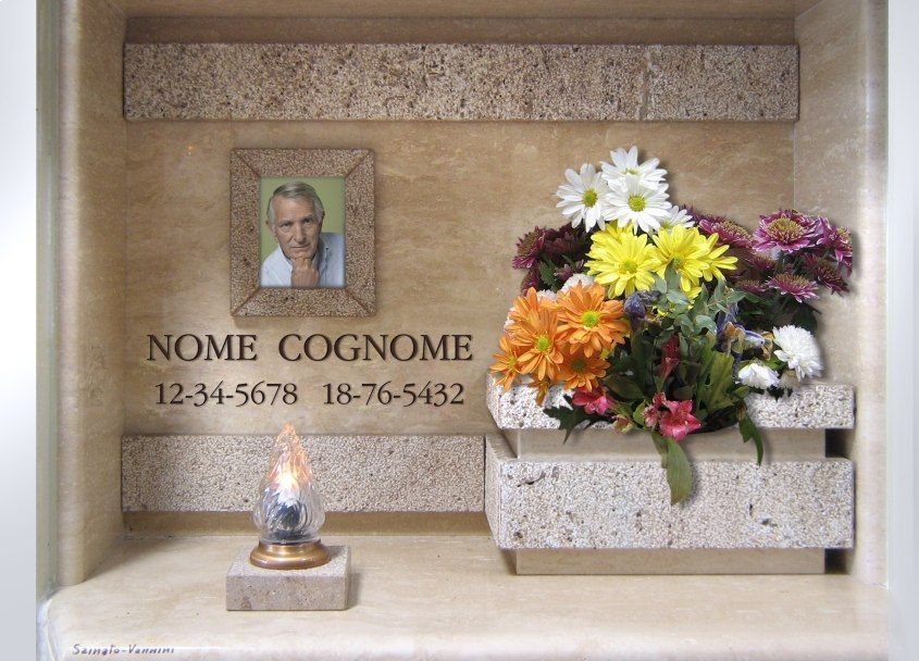 Lapide classica con fiori e lumino