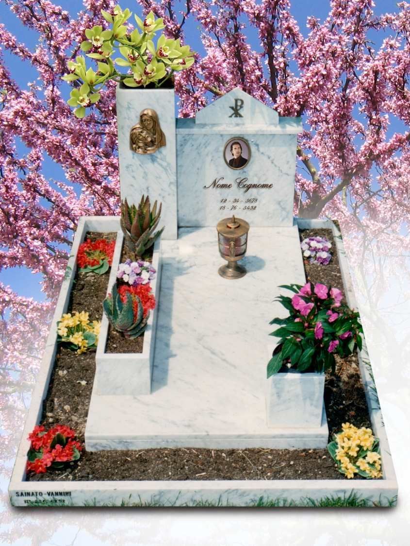 Monumento funebre con aiuola