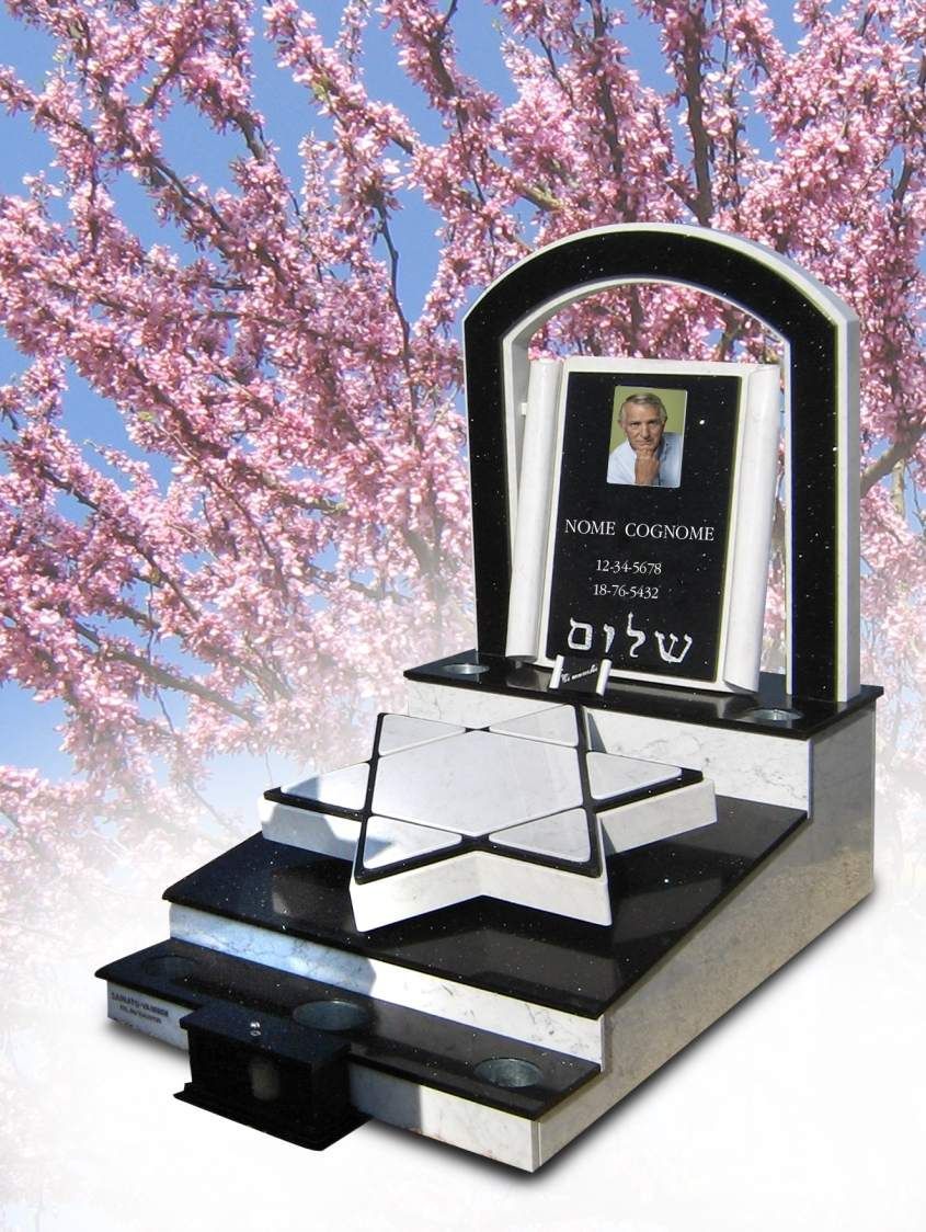Monumento funebre con simbolo religioso