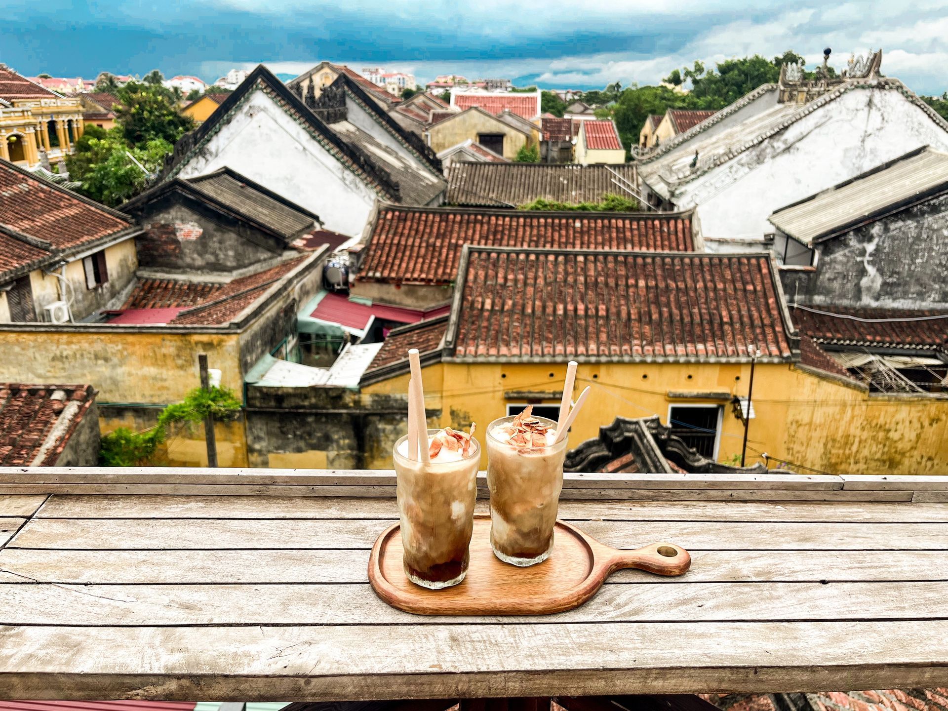 Prepare Vietnam document to prepare a smooth entry and travel within Vietnam