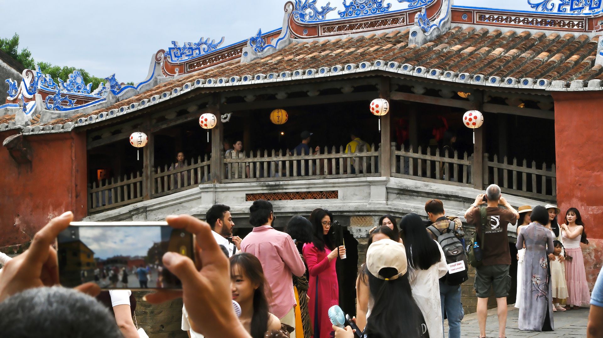 Chùa Cầu - iconic bridge shrine built by Japanese merchants