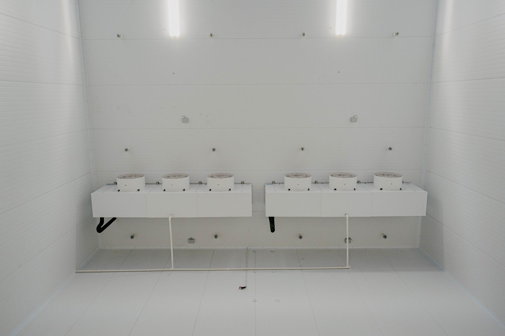 Cold Room & Lobby Area for DHL
