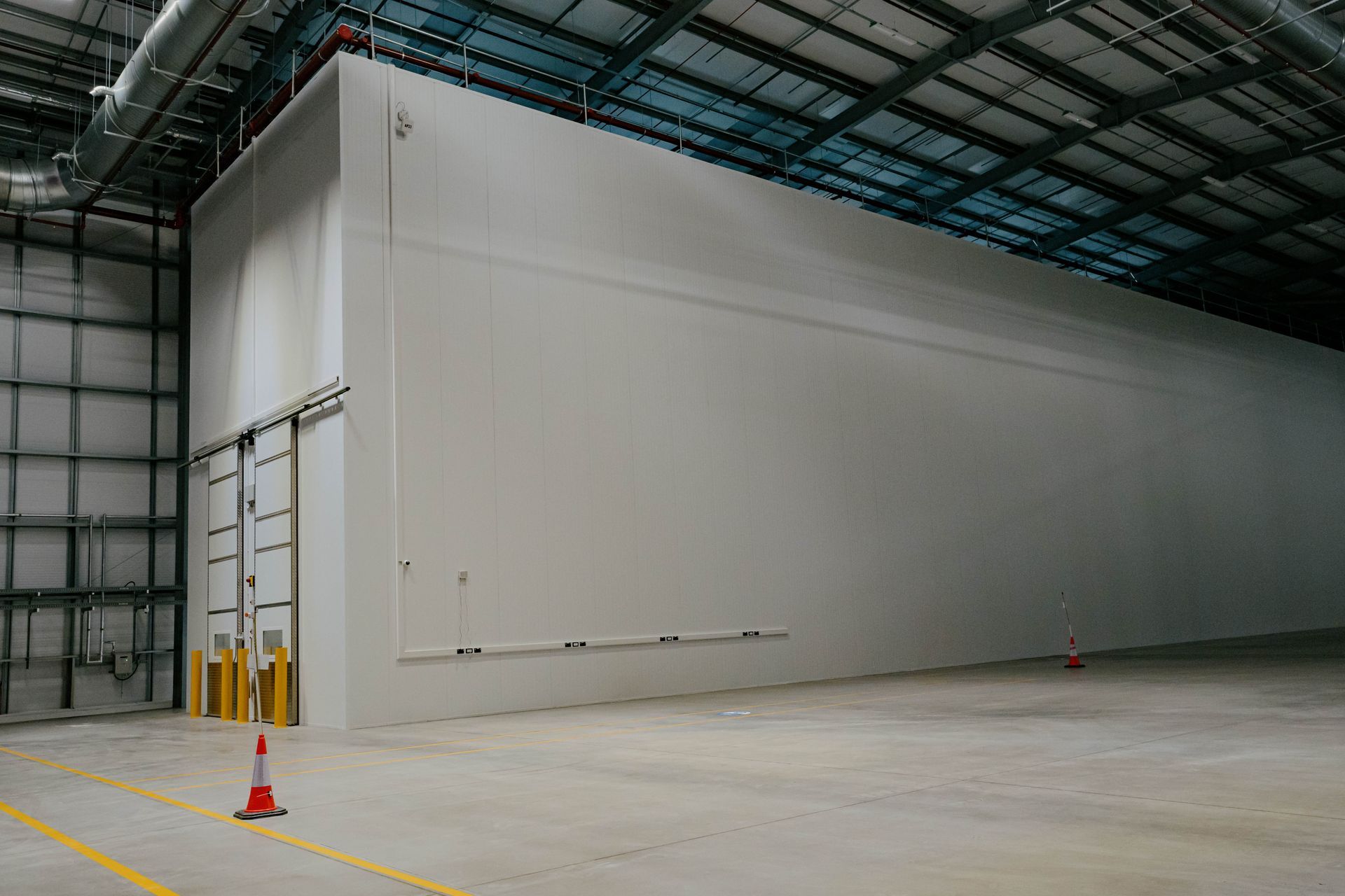 Cold Room & Lobby Area for DHL