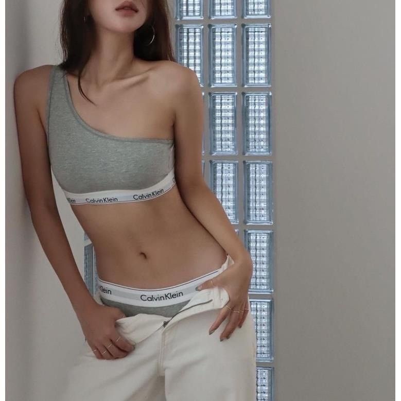 【新品上架優惠中/單品免運】CK Calvin Klein Jennie同款 單肩內衣 黑 灰 內衣 內褲 無鋼圈 可拆式內襯