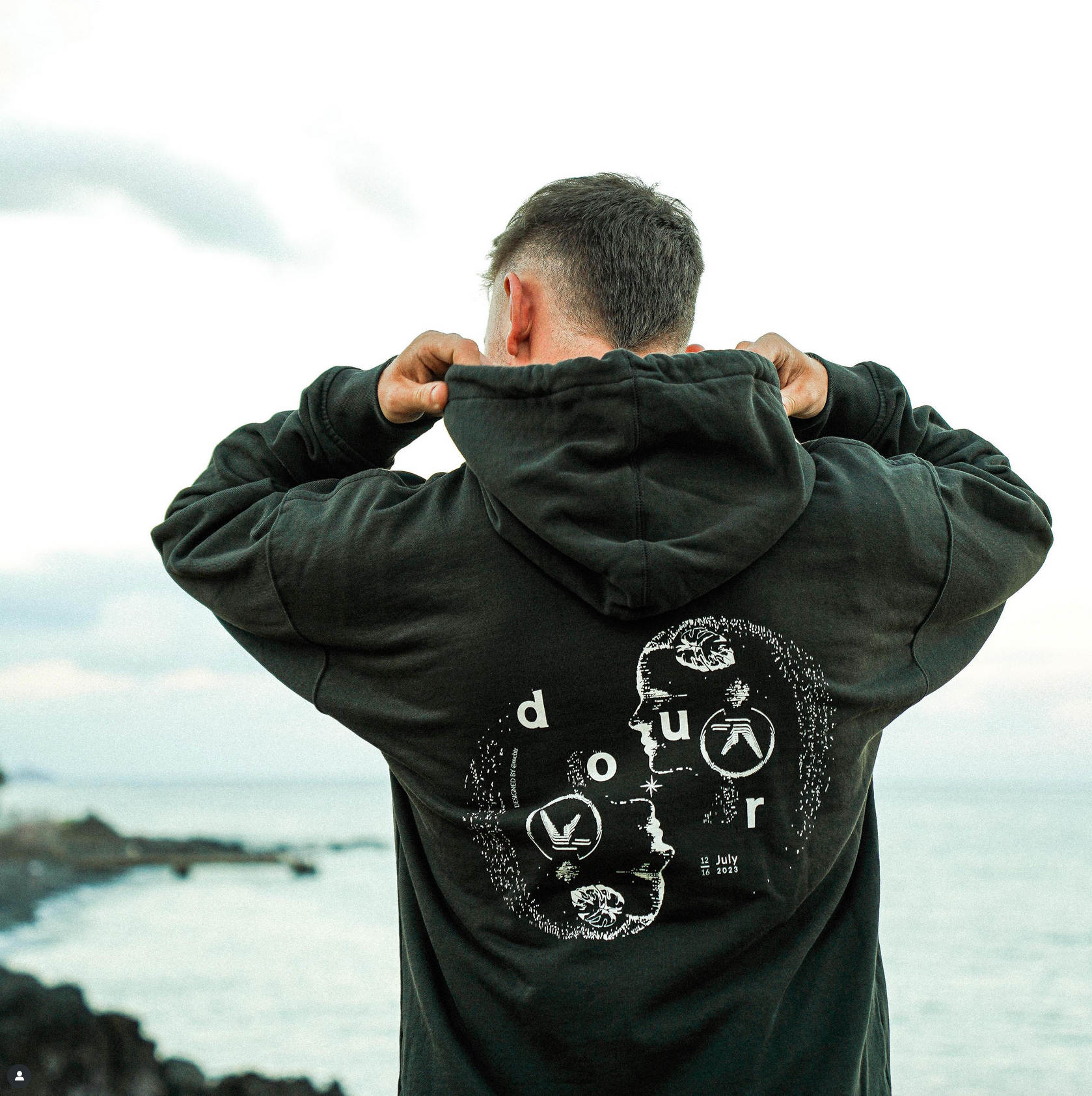 Pull dour, création pull, personnalisation pull.