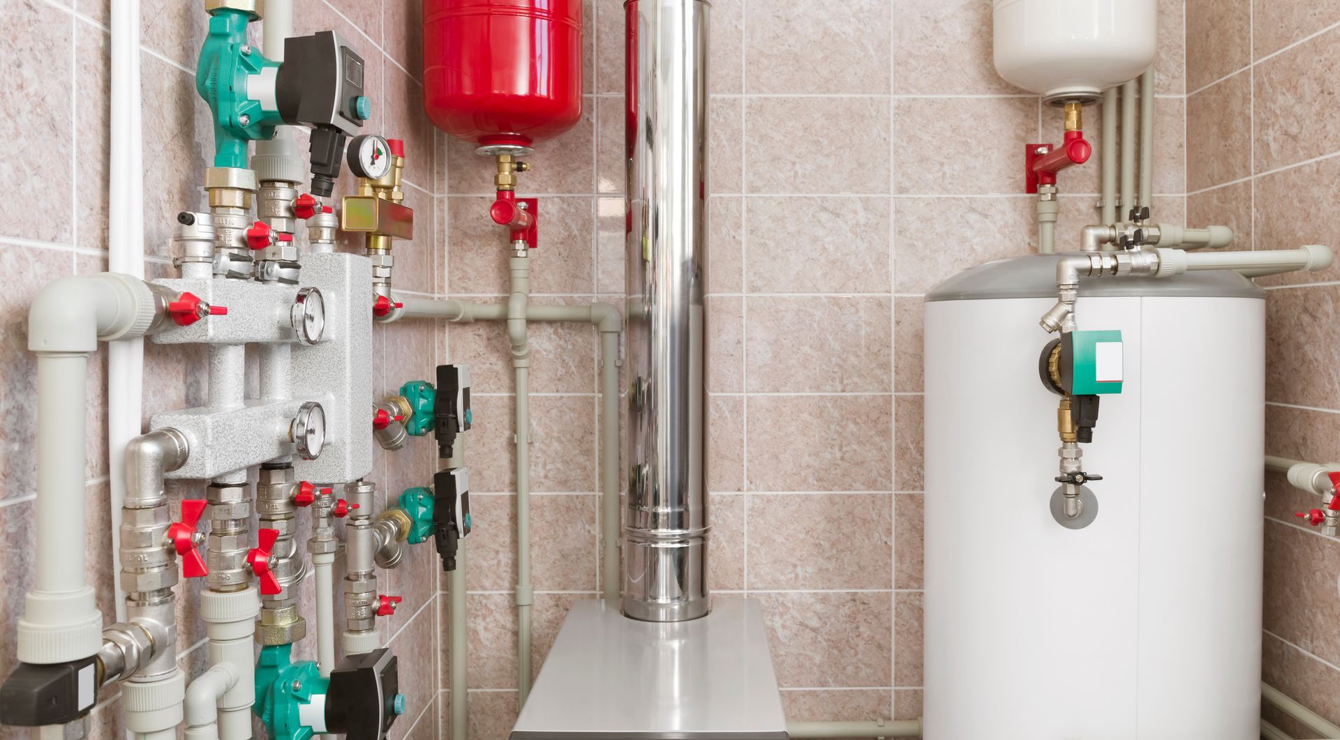 Water Pouring From Sink Faucet - Vinton, IA - Edwards Plumbing Heating & Air Conditioning Water Pouring From Sink Faucet - Vinton, IA - Edwards Plumbing Heating & Air Conditioning