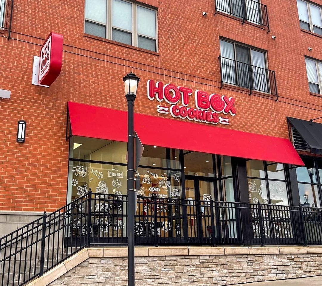 Awning and canopies — St. Louis, MO — The Designery Sign Shop