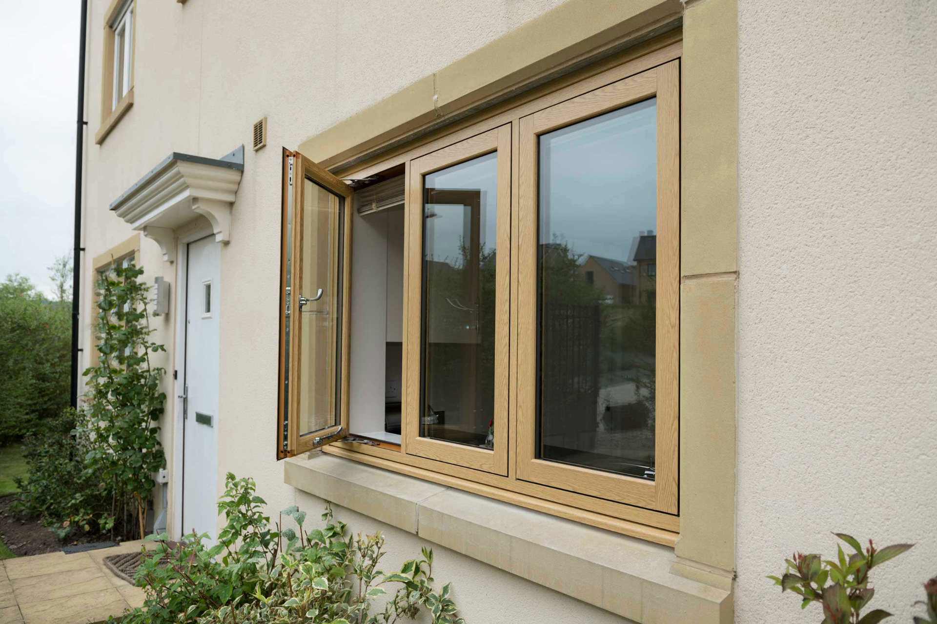 Lucent Glazing Ltd
