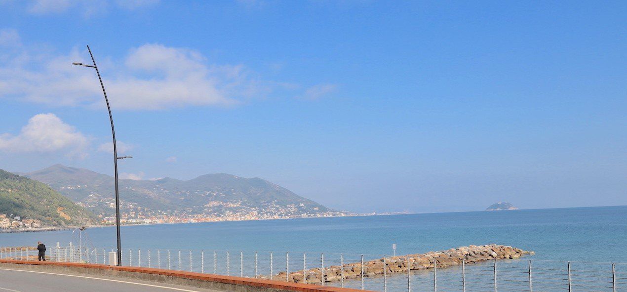 Laigueglia a pochi passi dal mare