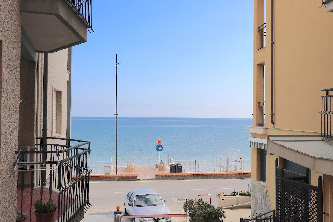 Laigueglia a pochi passi dal mare
