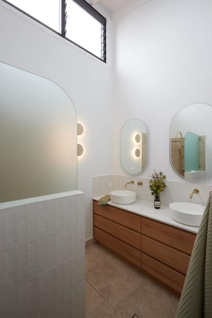 Mirror Installation in Nambucca Heads | Envy Glass