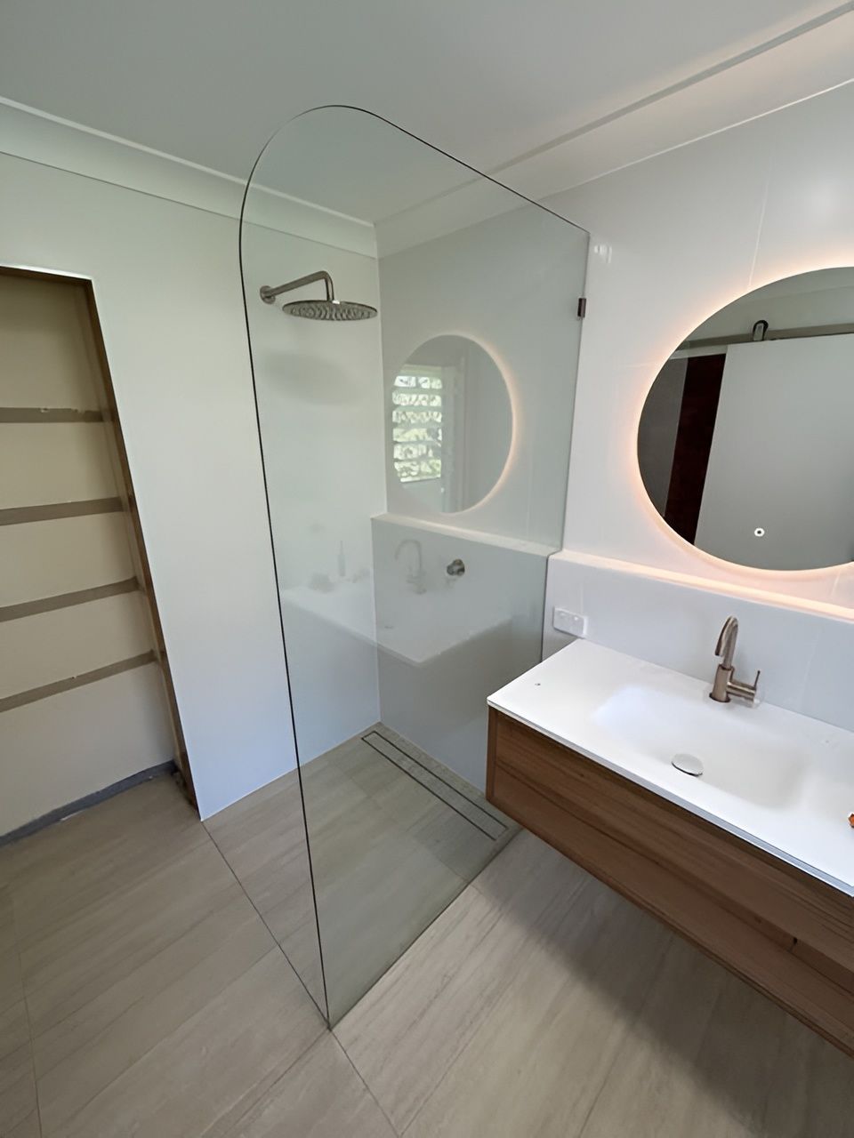 Modern Bathroom with A Glass Shower  — Envy Glass in Nambucca Heads, NSW