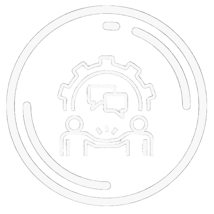 Un par de personas dándose la mano con un engranaje en el fondo.