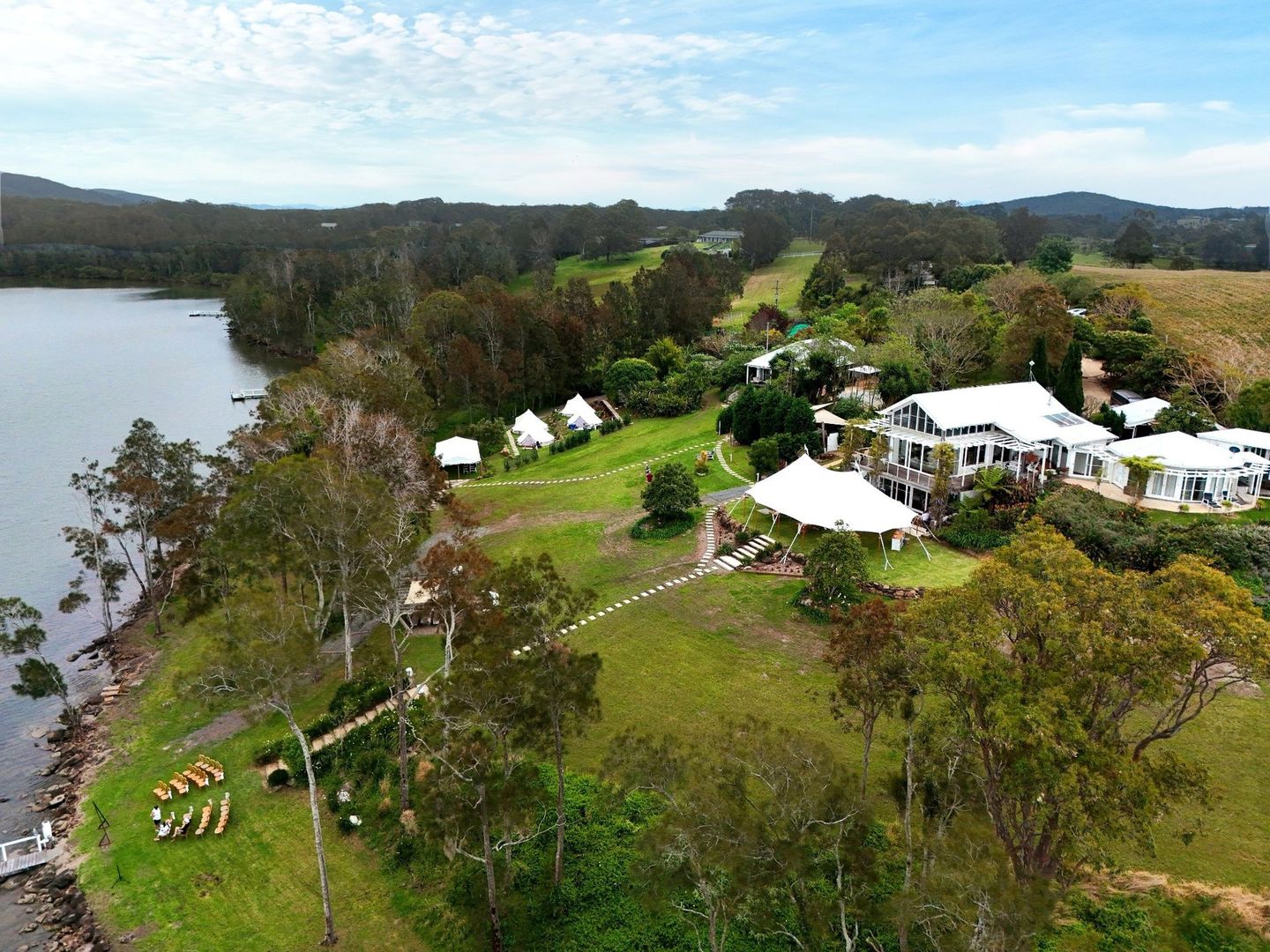 Weddings at The Moorings Lakehouse
