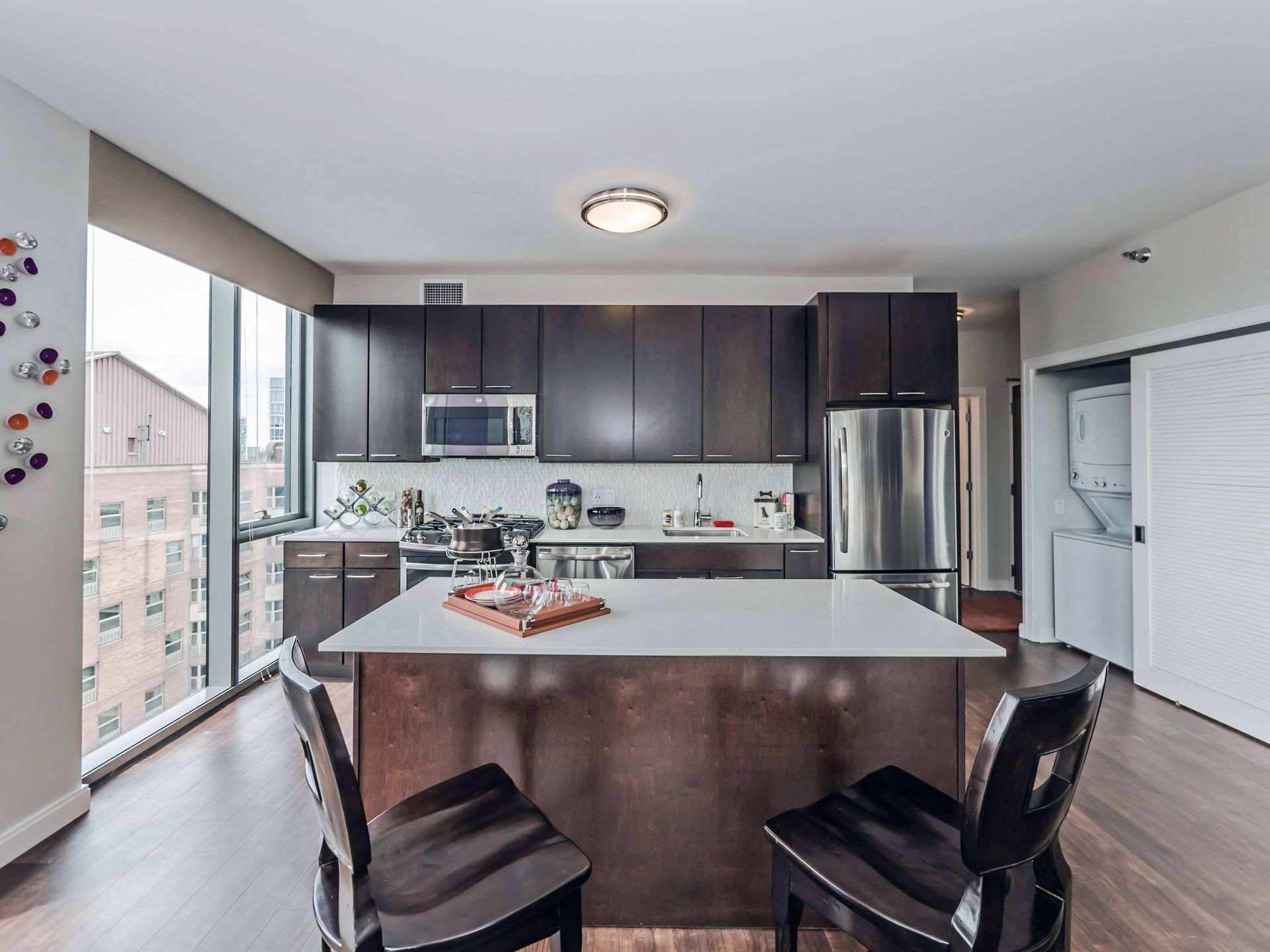 Kitchen and Dining Room State and Chestnut Apartments 60610