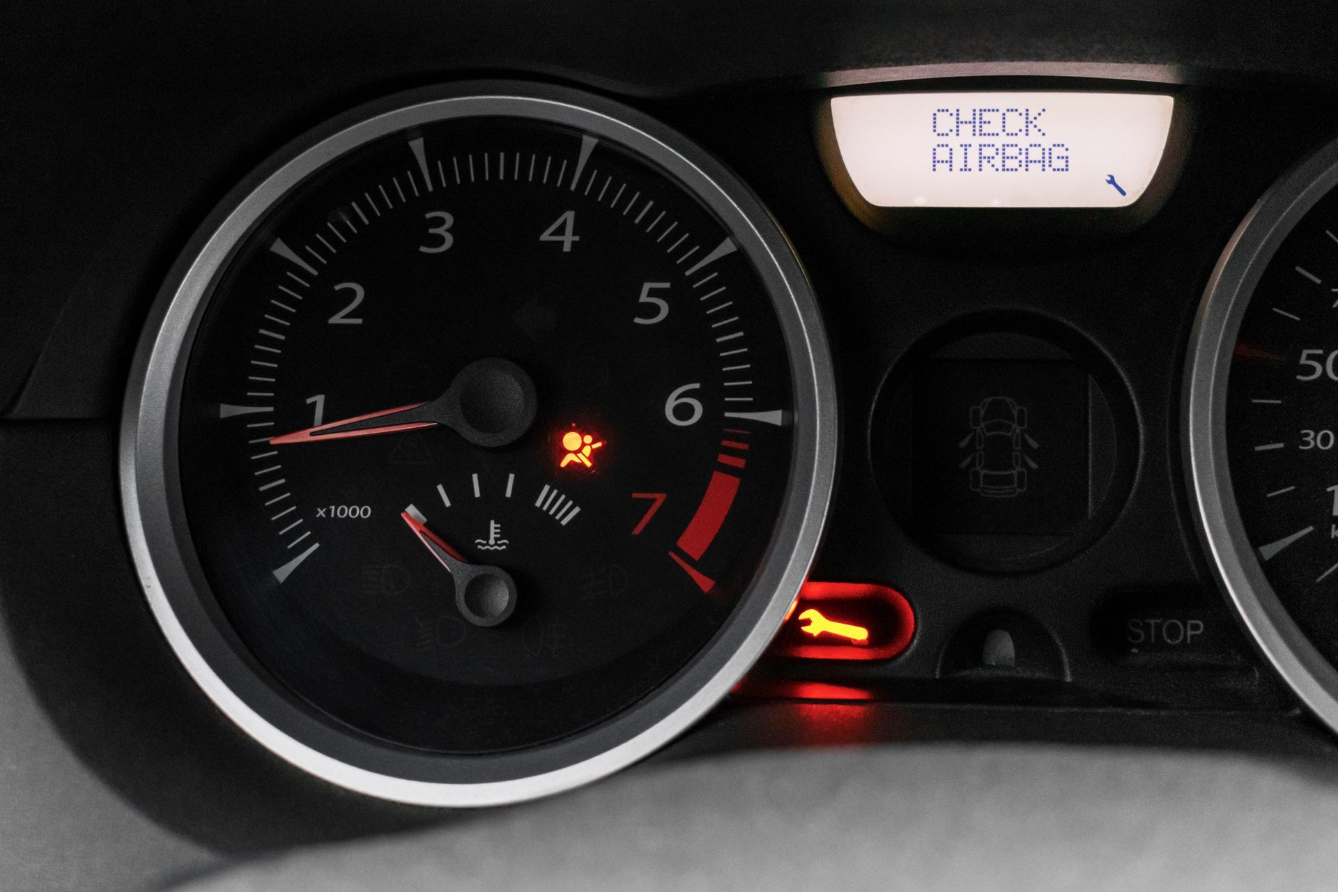 What Does the SRS Light Mean | Freestate Auto & Truck Service Capitol Hgts, MD