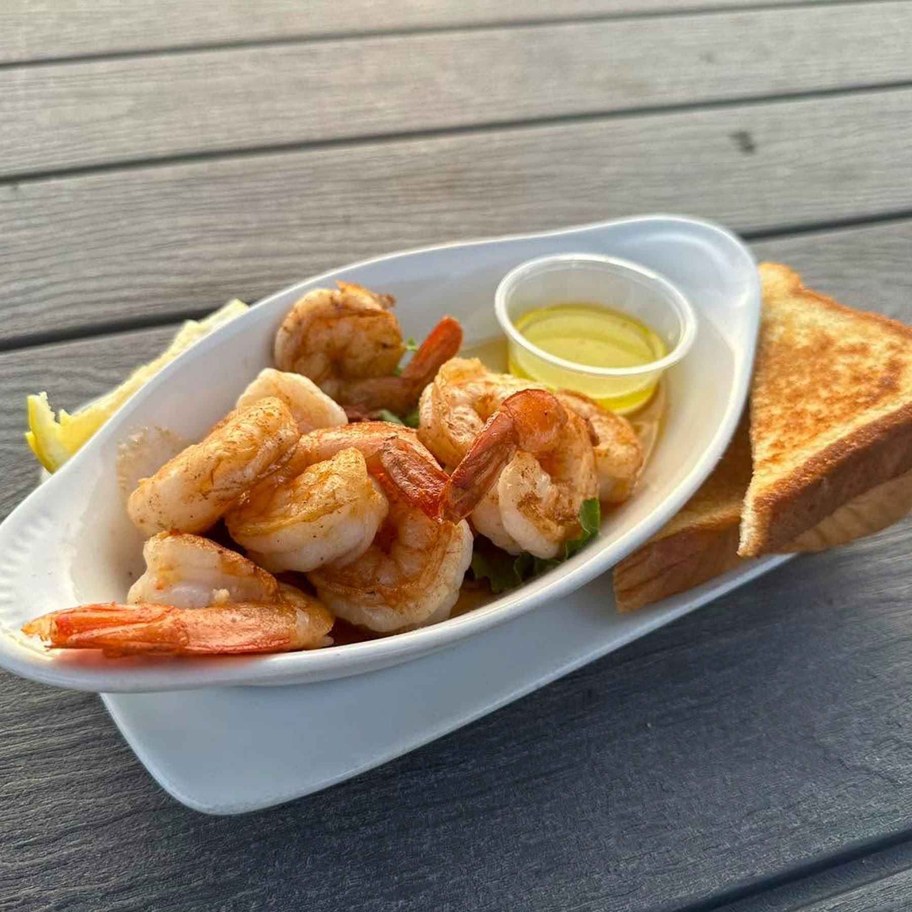 Sizzle shrimp at Ralph's Ace of Hearts