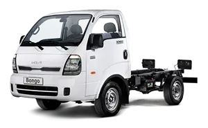 Caminhão Mazda Bongo branco com cabine sobre fundo branco liso