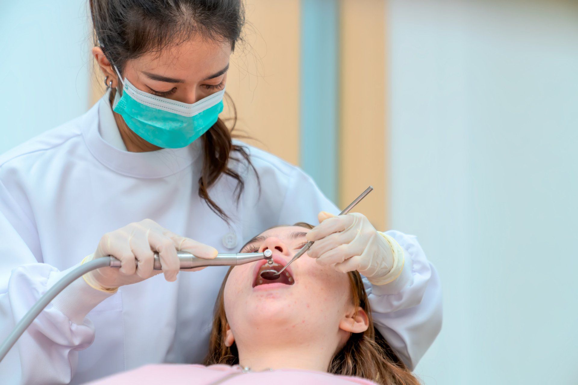 Performing Chao Pinhole Surgical — High Point, NC — High Point Smile Dentistry Dr. Paul Kwon and Associates