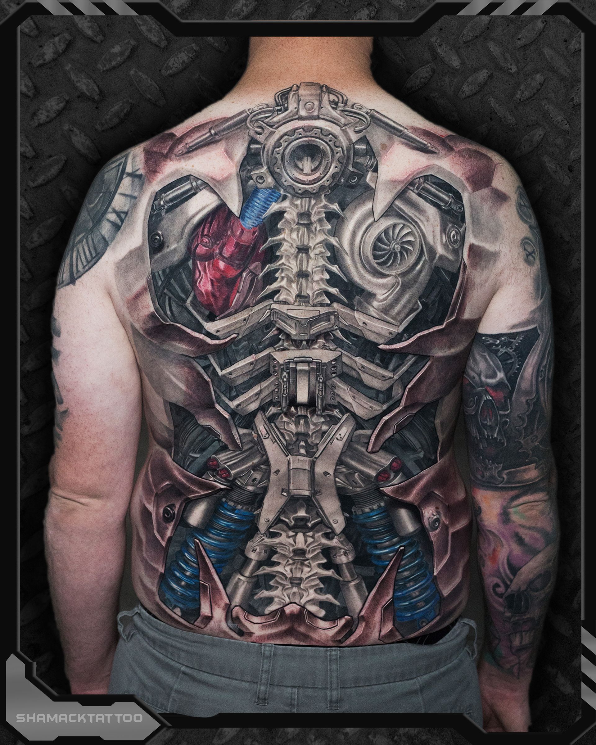 3D modelling and tattoo application process for biomechanical Backpice realism tattoo by Shamack