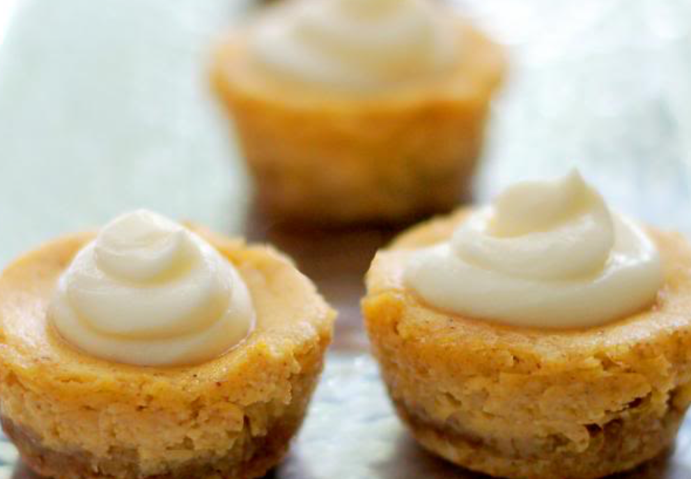 Mini Pumpkin Cheesecakes With Almond Crust