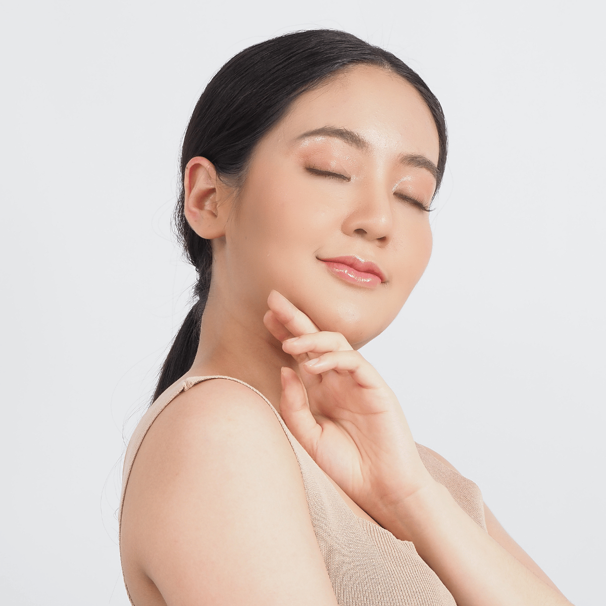 InMode Lifting radiofrequency jawline contouring at JIA Skin Clinic Seoul