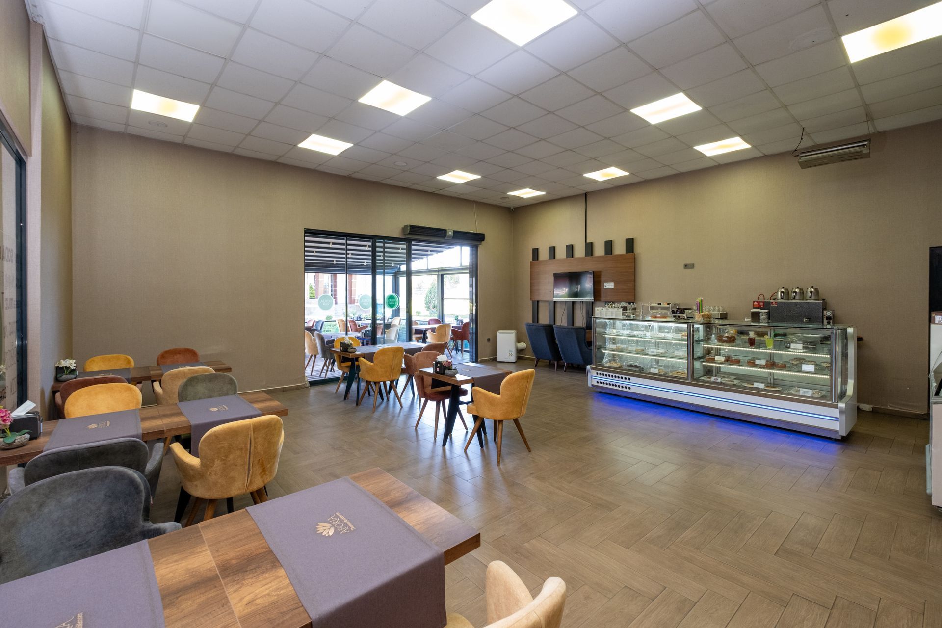 aforia thermal, foria cafe