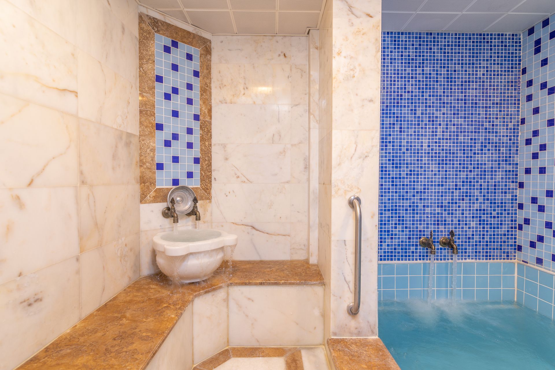 Afyon aforia thermal residence, odalar, banyo, havuz