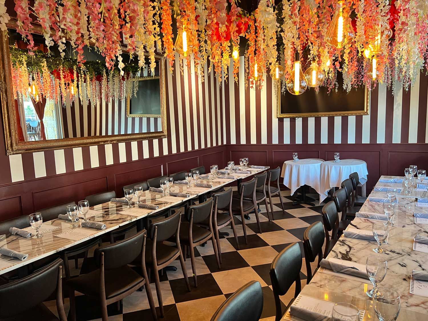 Graduation party table at La Pastaia in Bay Park