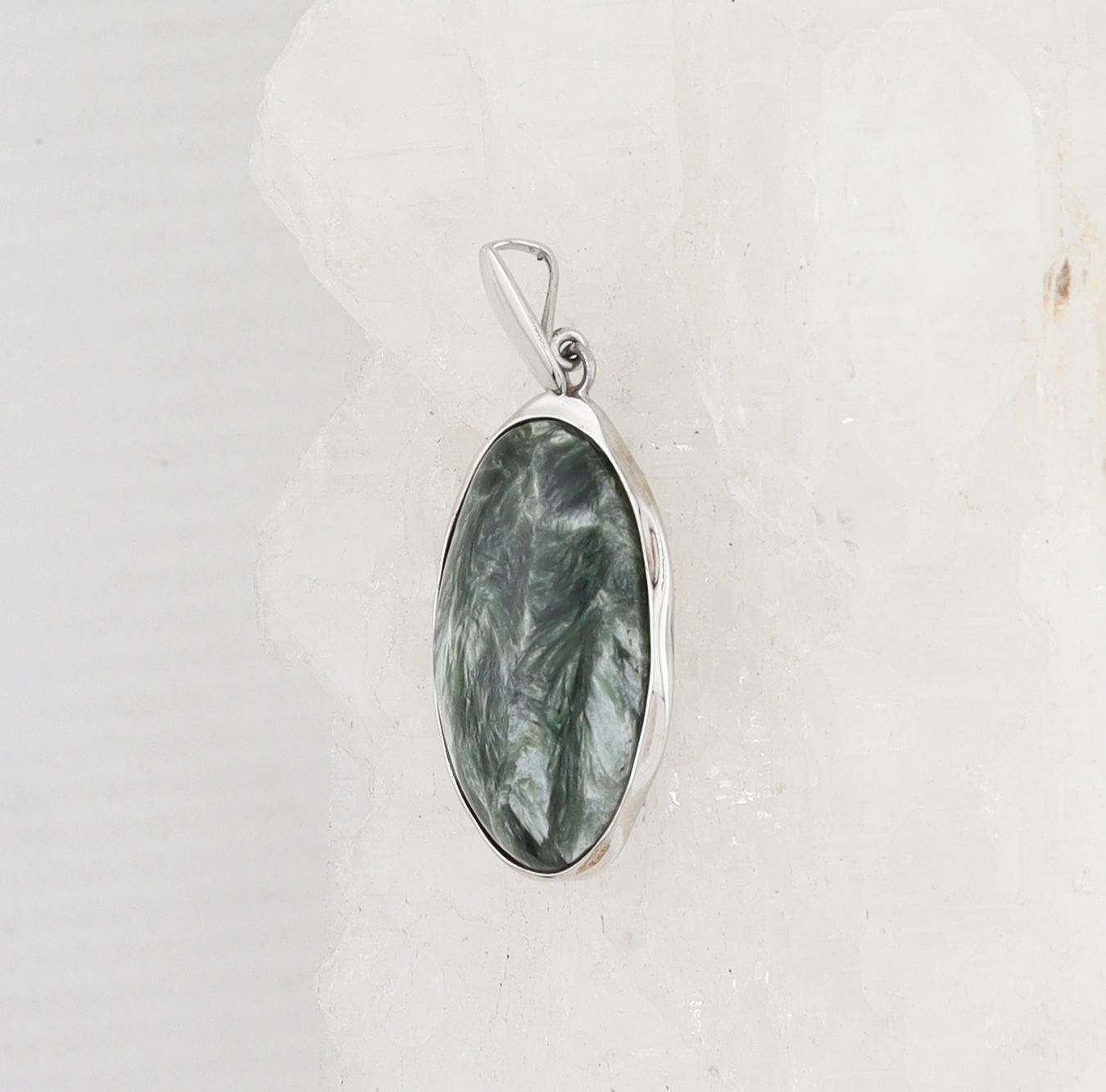 AA P-0104 A SE  (Seraphinite)