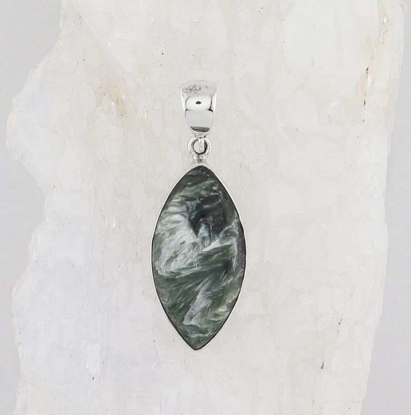 AA P-0110 SE  (Seraphinite)