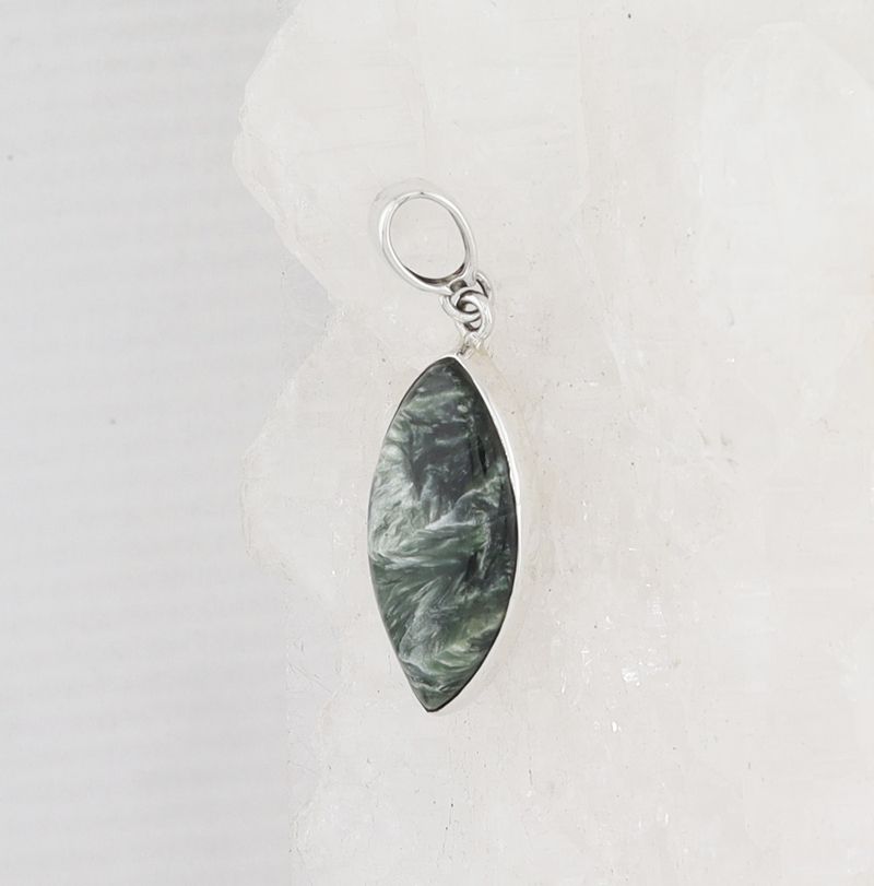 AA P-0110 SE  (Seraphinite)