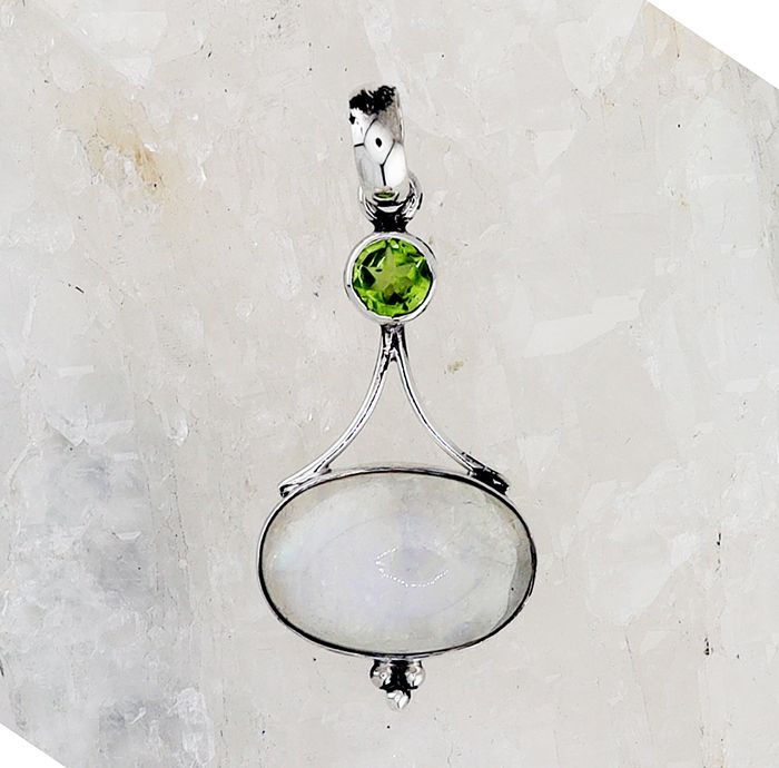 AA P-0414 RM BT (Rainbow Moonstone and Peridot)