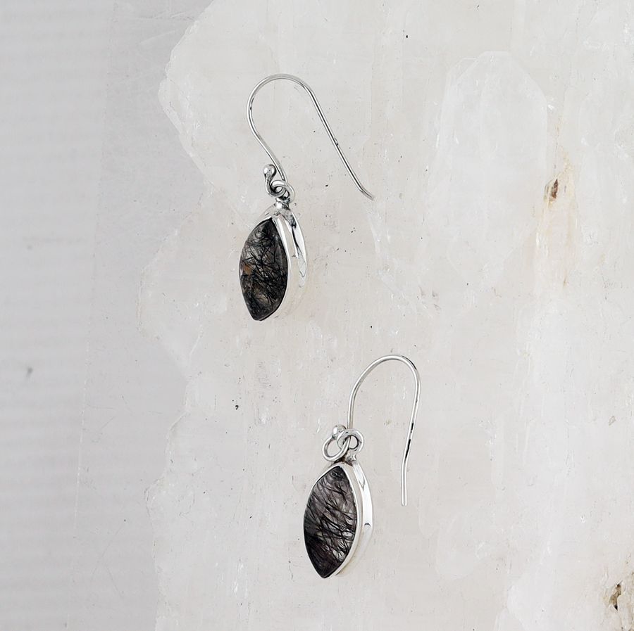 BL ER-0866 TMQ (Tourmalinated Quartz)