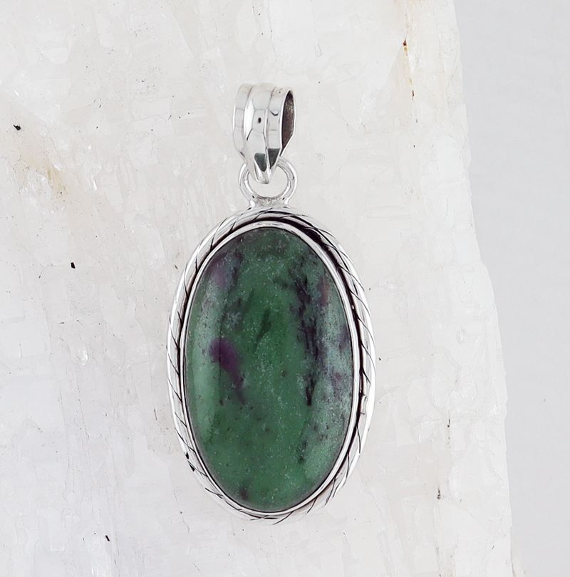 BL P-0004 RZ (Ruby in Zoisite)