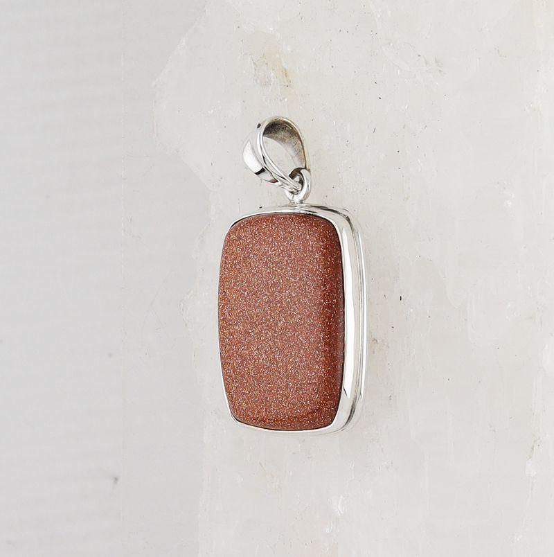 BL P-1022 GLD  (Goldstone)