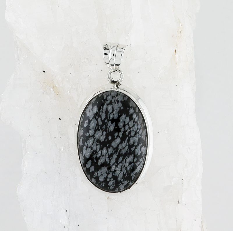 P-1805 SNOB (Snowflake Obsidian)